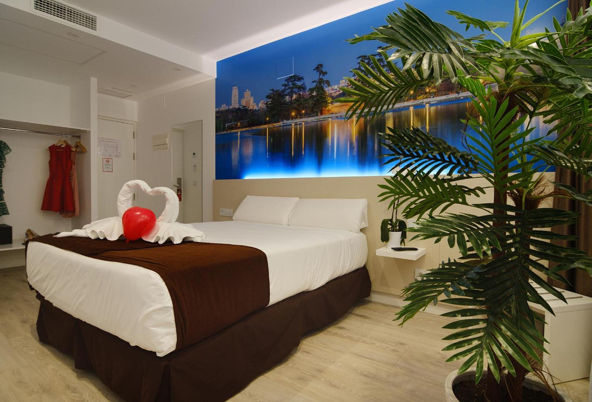 Hotel Bestprice Alegria Мадрид Екстер'єр фото